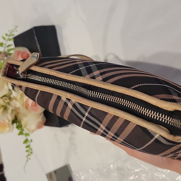 Authentic Burberry Blue Label crossbody bag - Picture 7 of 11